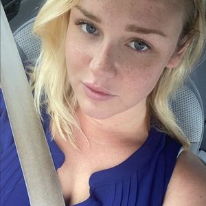 Meet your Posher, Carley